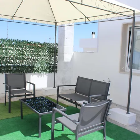 Апартаменты D&c House Галатоне