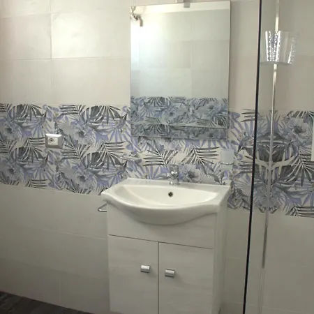 Апартаменты D&c House Галатоне